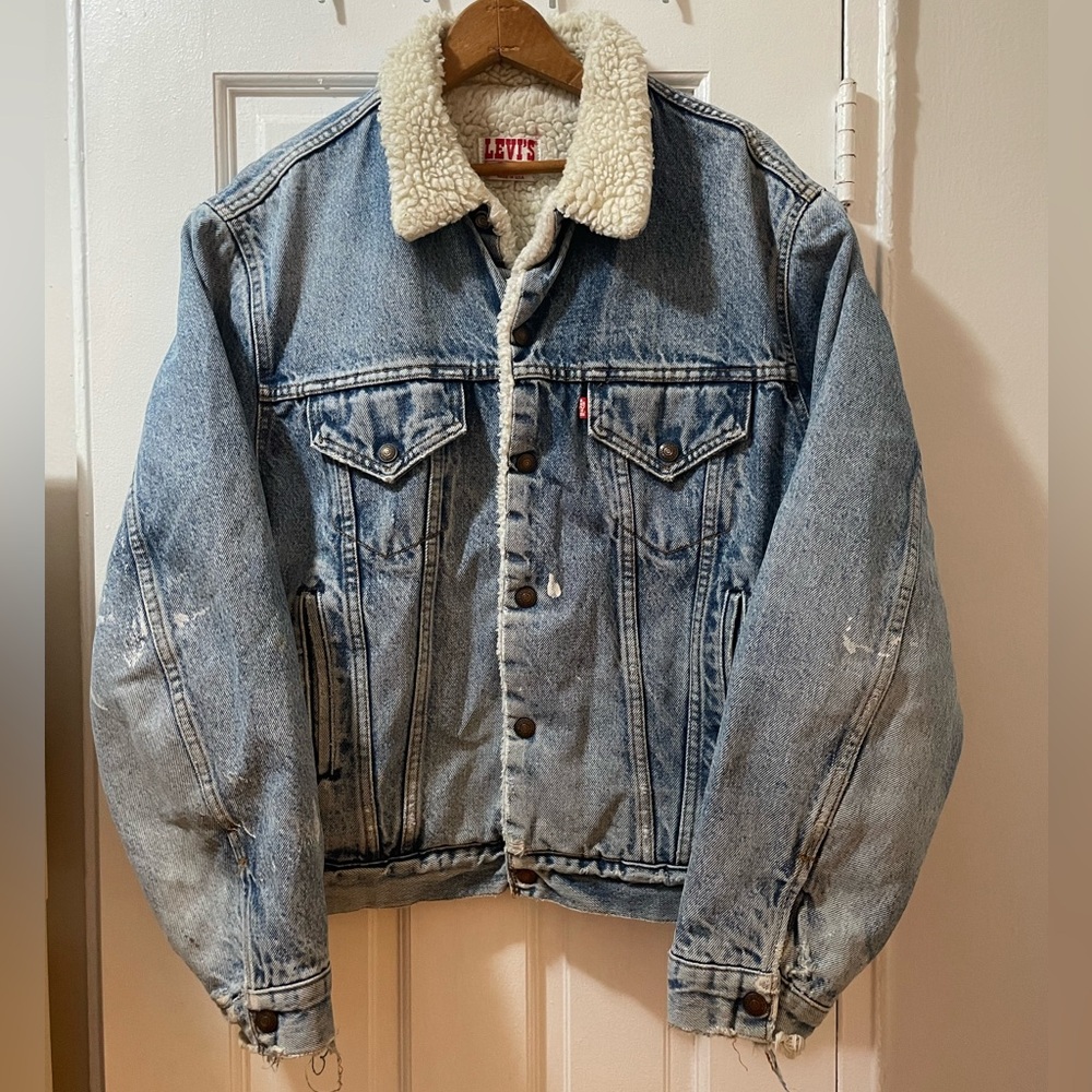 Vintage Sherpa Lined Levis trucker jacket